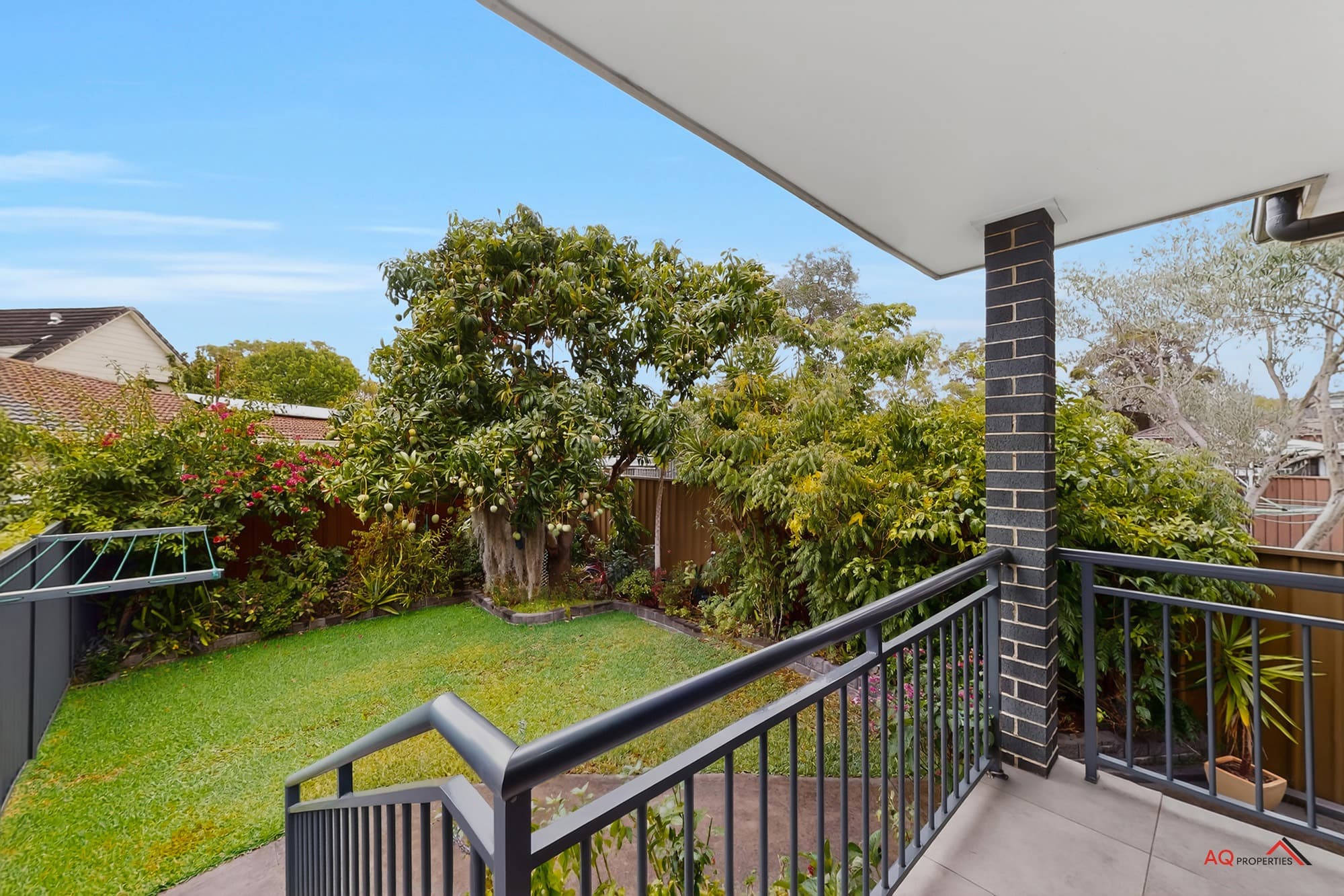 1/24 Tennyson Rd, Greenacre NSW 2190