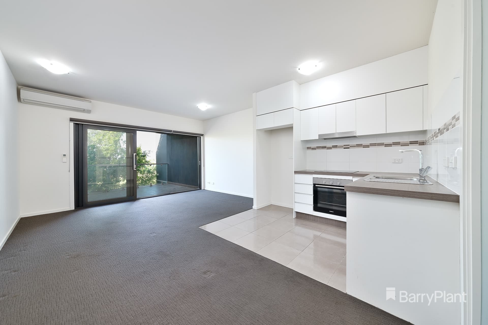 36/1 Jarama Boulevard, Epping VIC 3076