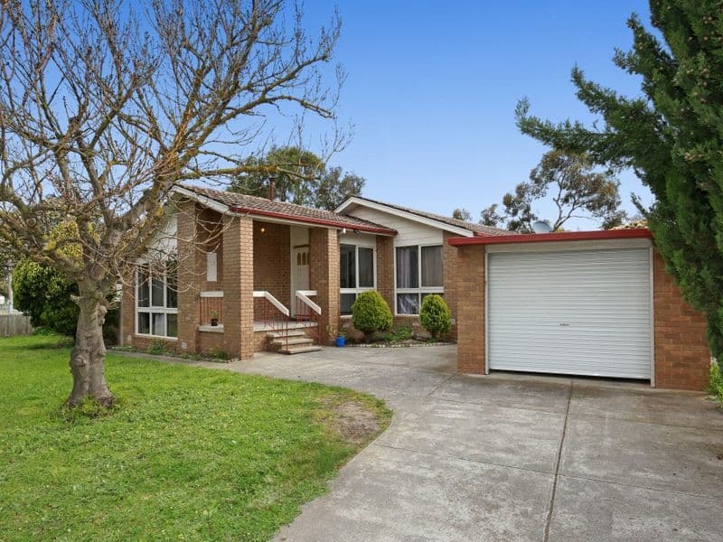 27 Lowalde Drive, Epping VIC 3076
