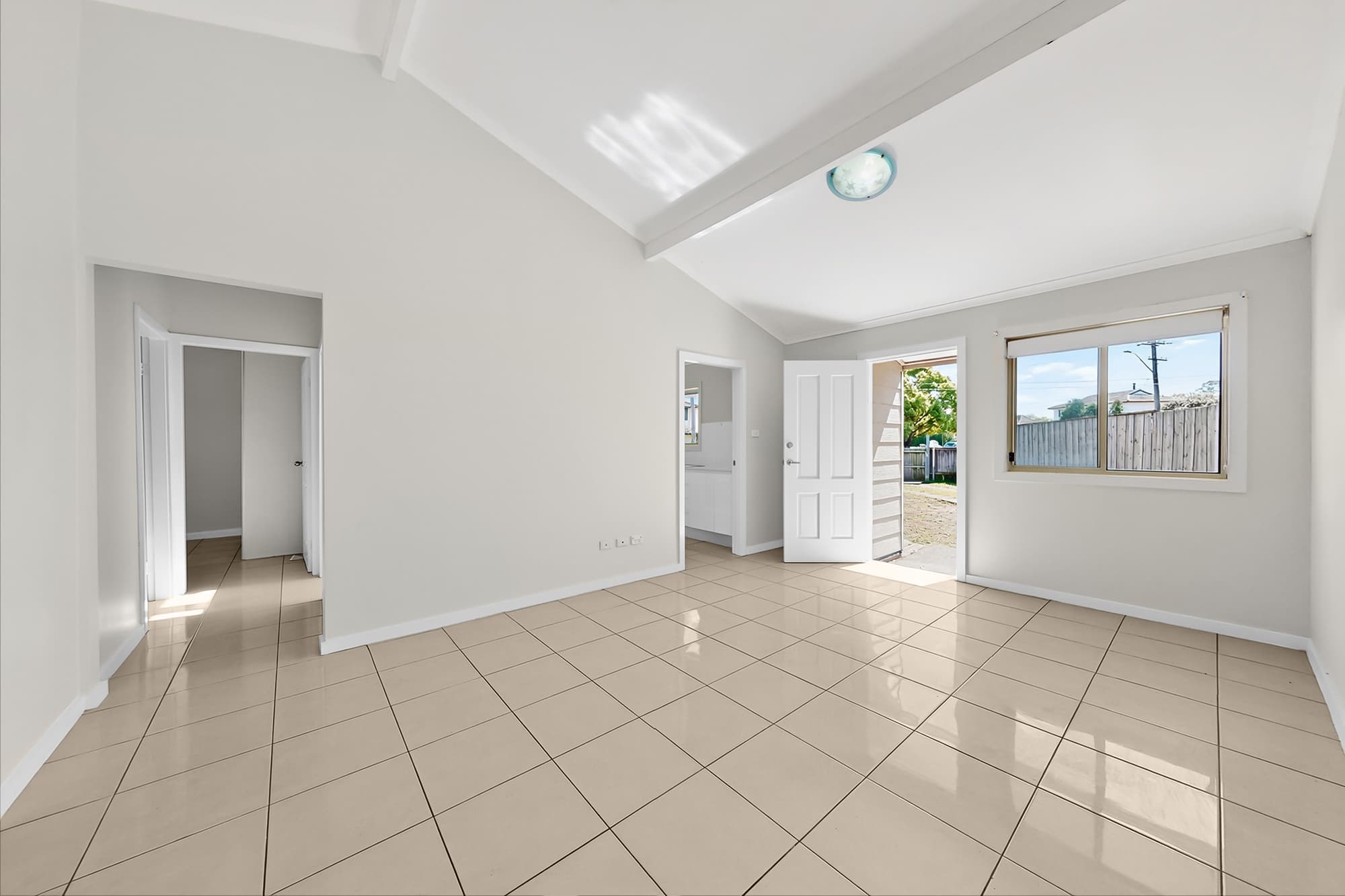 11/250-252 Popondetta Rd, Blackett NSW 2770