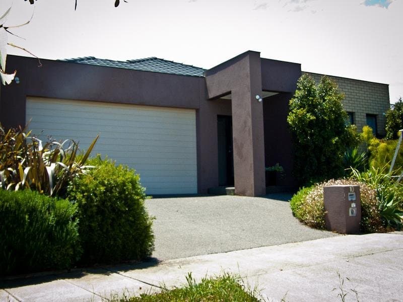10 Shimmer Street, Epping VIC 3076