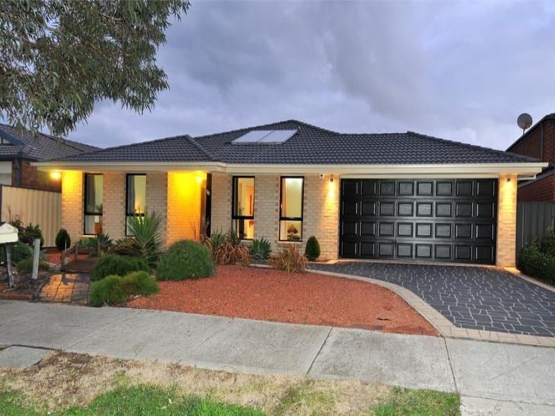 18 Quartz Grove, Epping VIC 3076