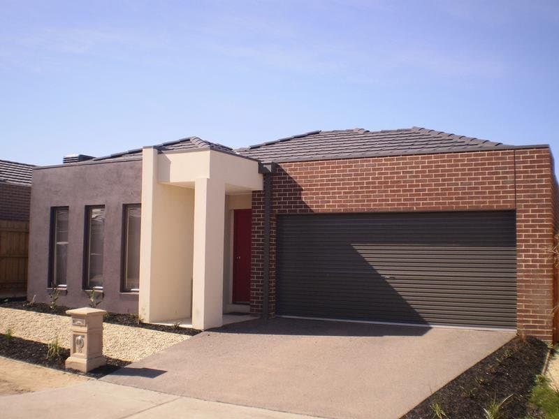 16 Opal Circuit, Epping VIC 3076