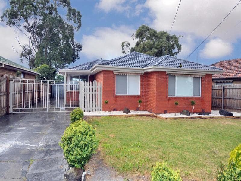 110 Casey Drive, Lalor VIC 3075