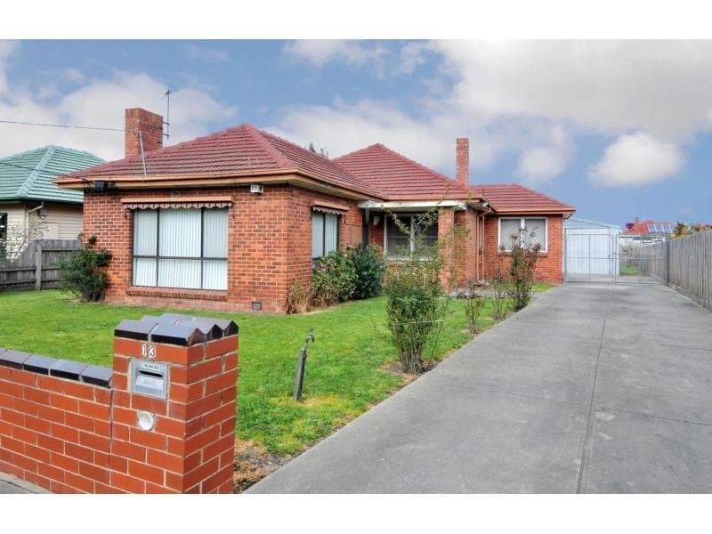 13 Newton Crescent, Lalor VIC 3075
