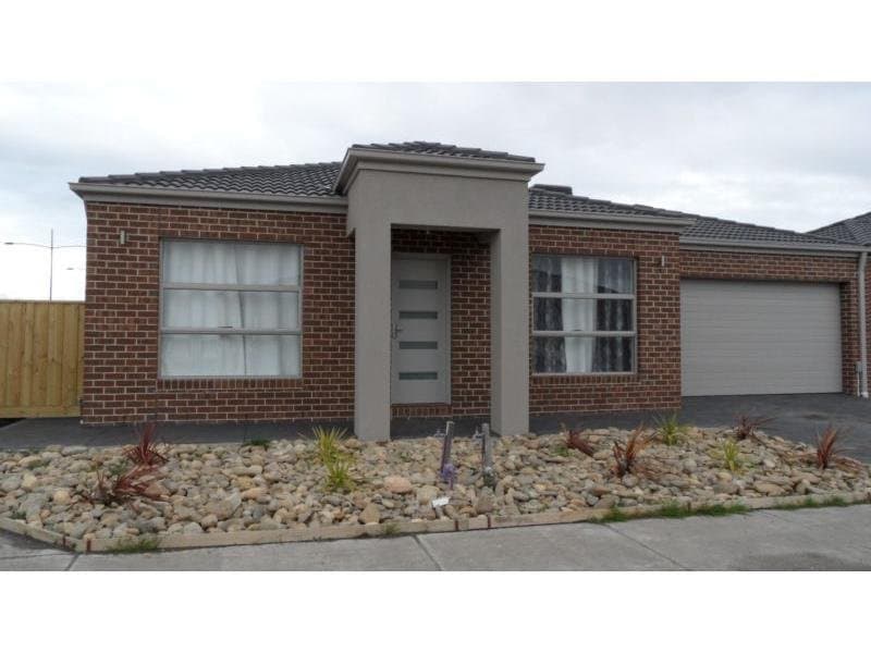 7 Saintly Avenue, Epping VIC 3076