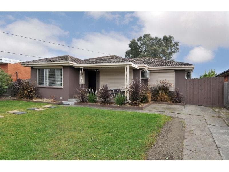 5 Magnolia Court, Lalor VIC 3075