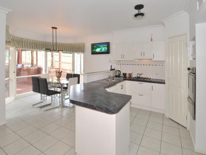 8 Trumper Place, Epping VIC 3076