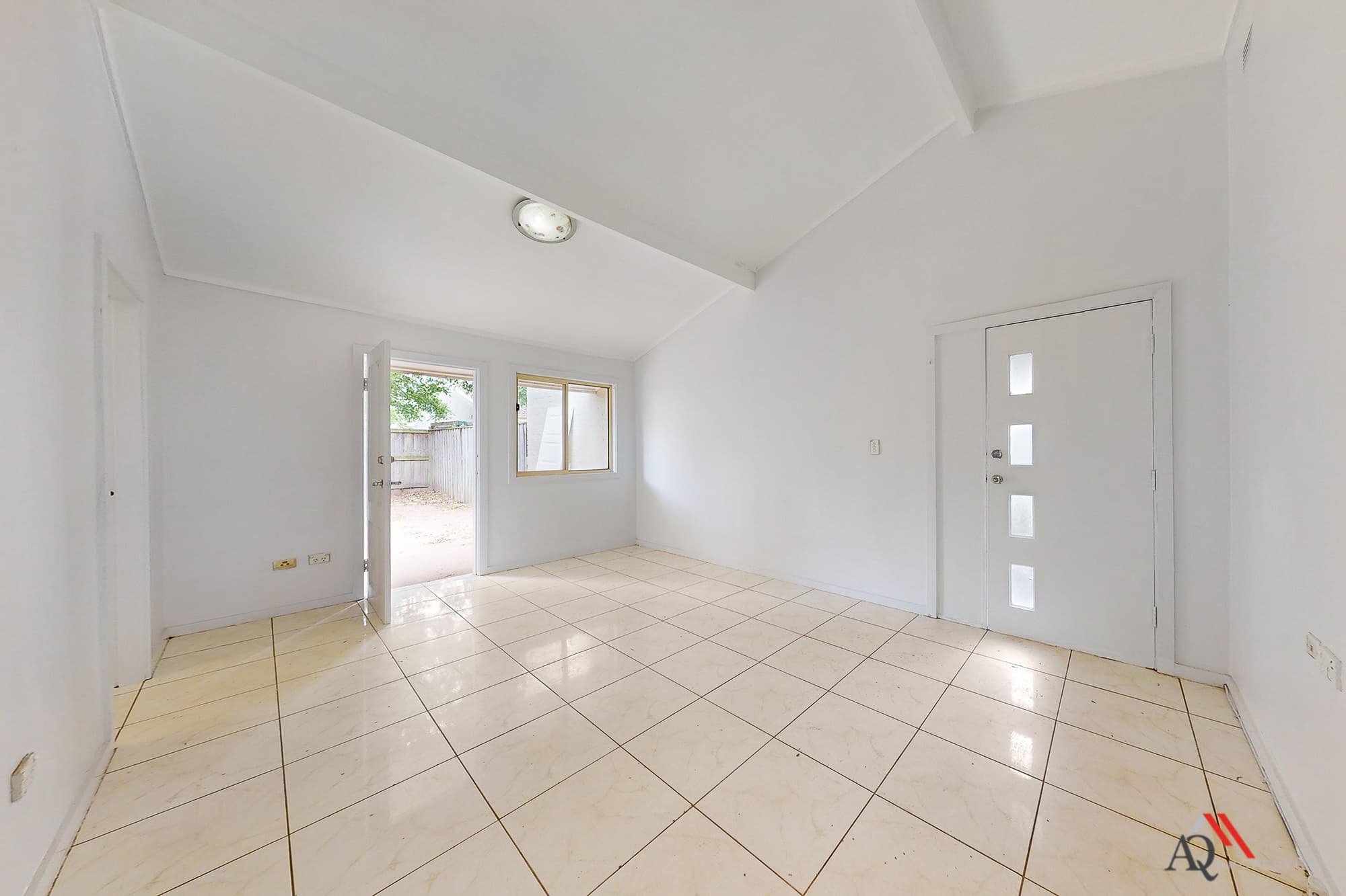 2/7 Niland Cres, Blackett NSW 2770