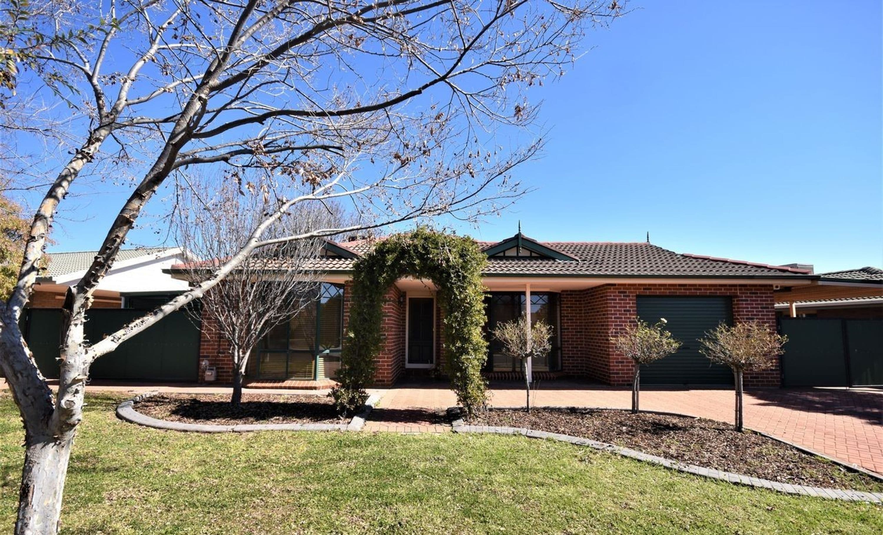 15 Websdale Drive, Dubbo NSW 2830
