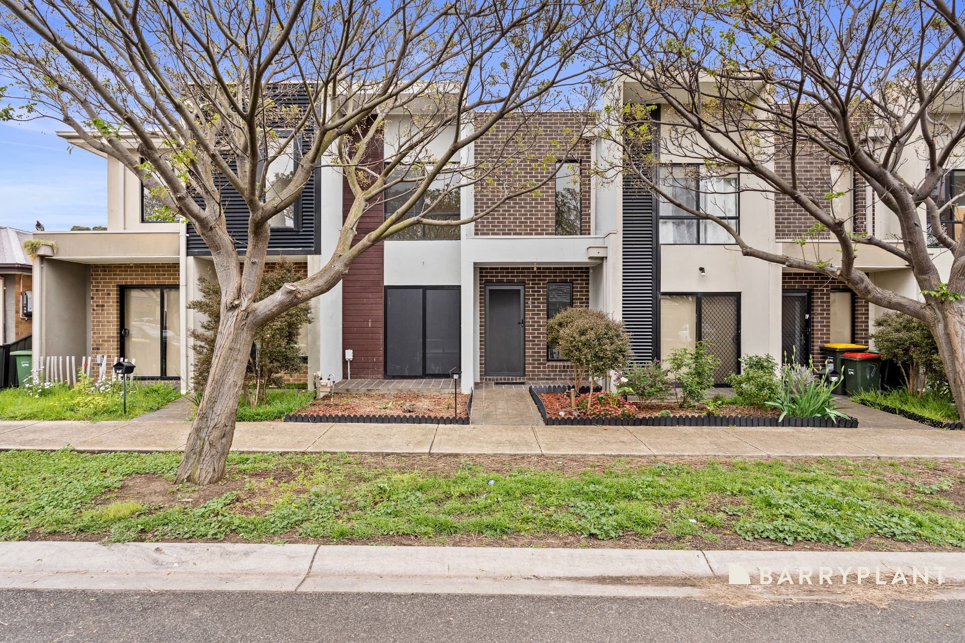 15 Huntingfield Street, Craigieburn VIC 3064