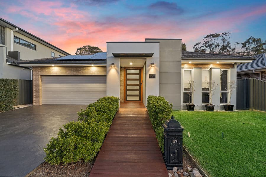 27 Maidenhair Avenue, Denham Court NSW 2565