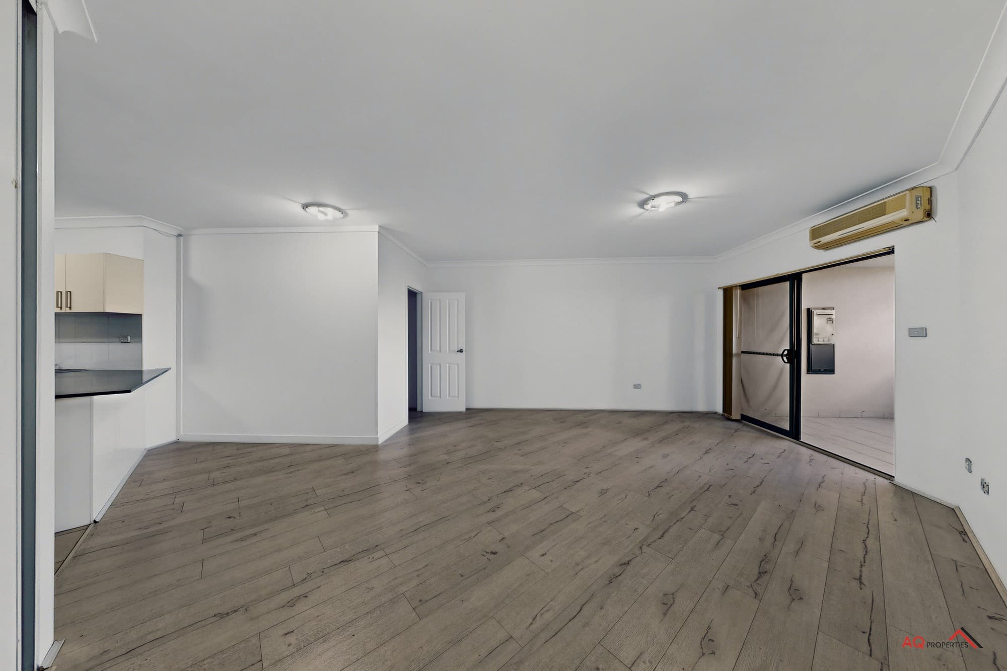 8/2 Amy St, Regents Park NSW 2143