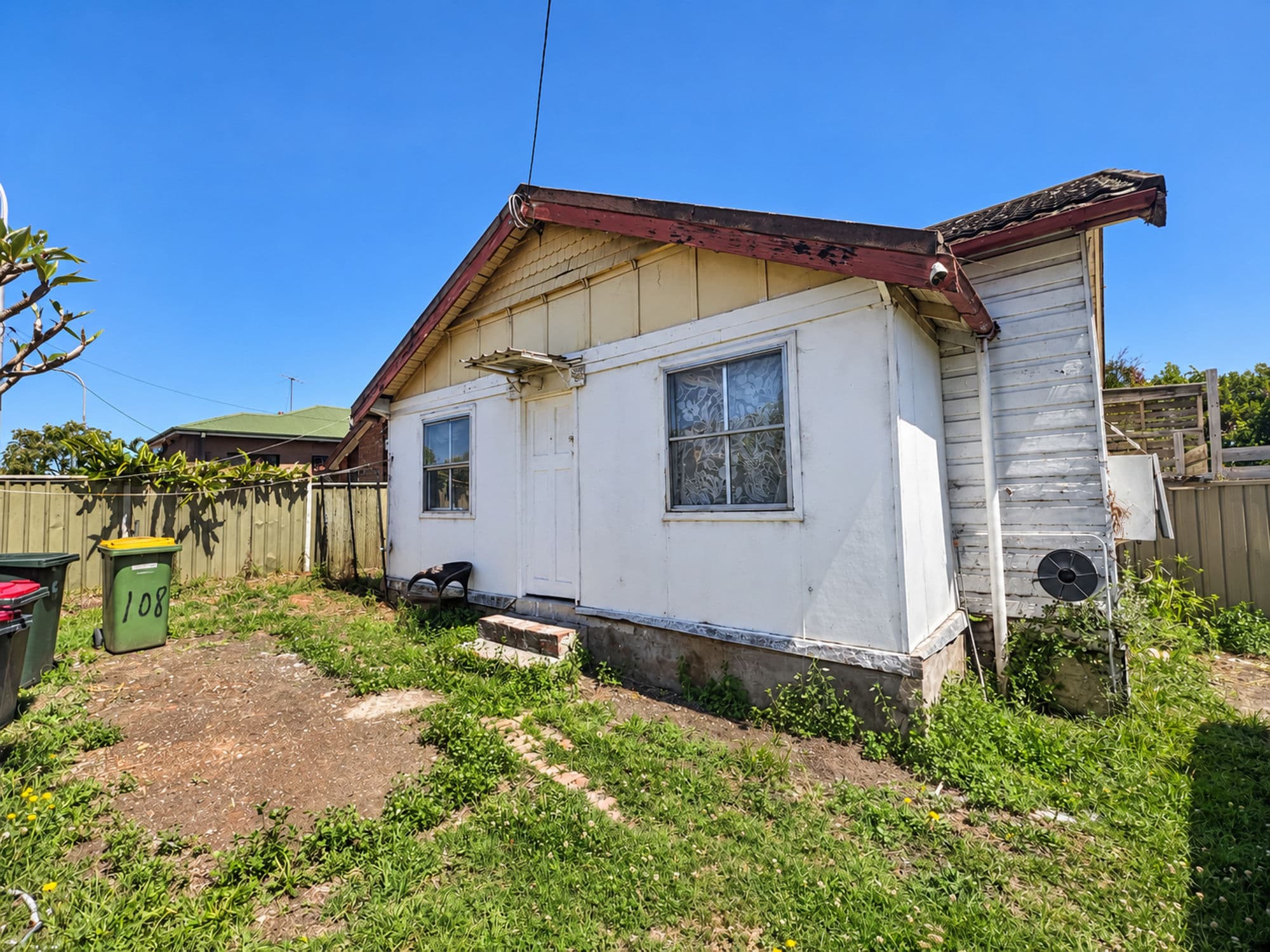 108 Woodville Road, Granville NSW 2142