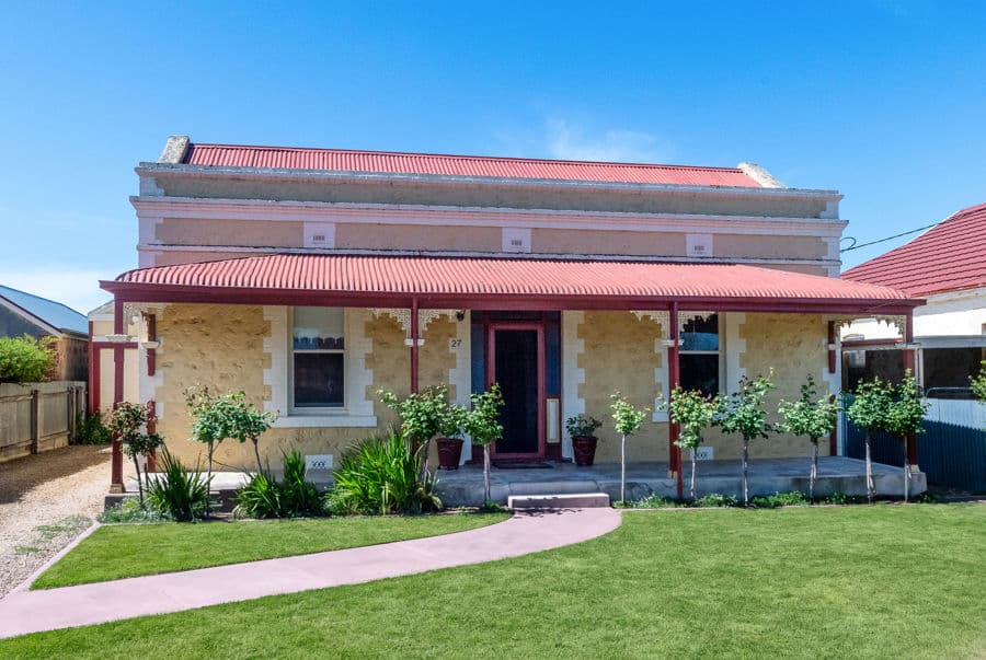 27 Mchenry Street, Murray Bridge SA 5253
