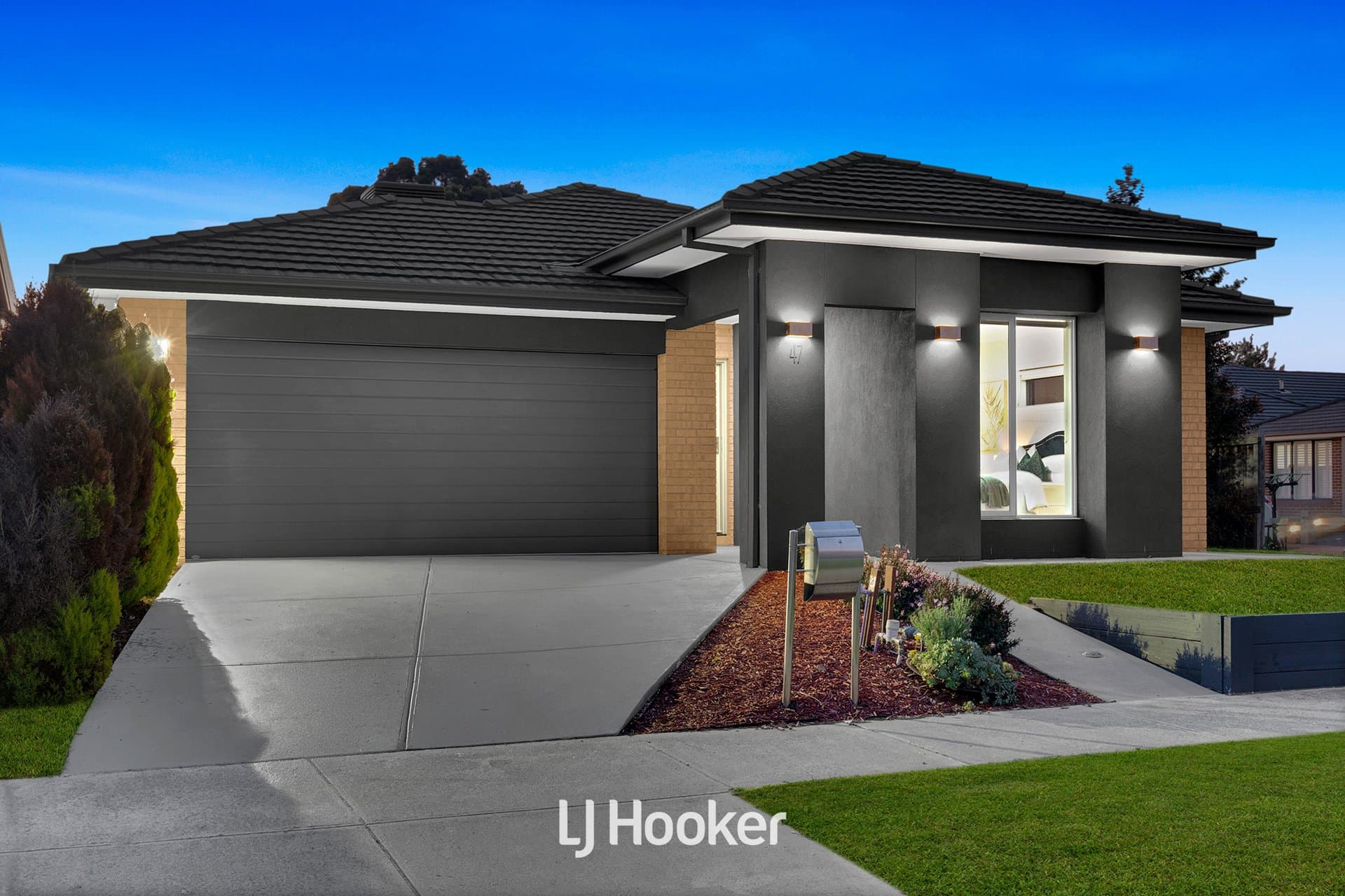 47 Adrian Street, Cranbourne East VIC 3977
