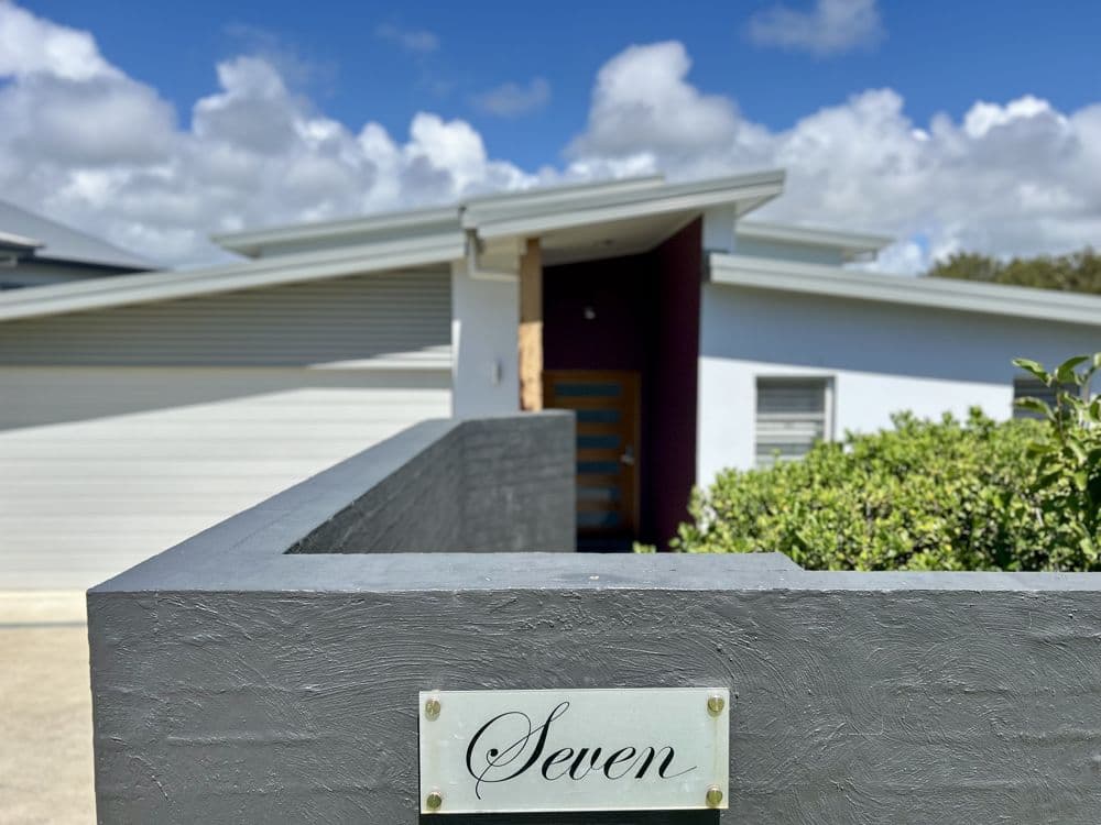 7 Moonee Creek Drive, Moonee Beach NSW 2450