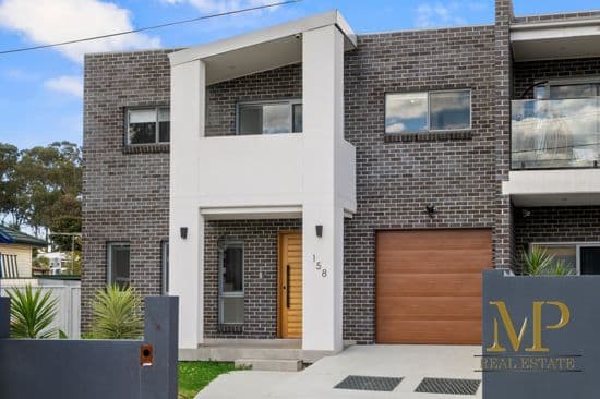 158 Braeside Rd, Greystanes NSW 2145
